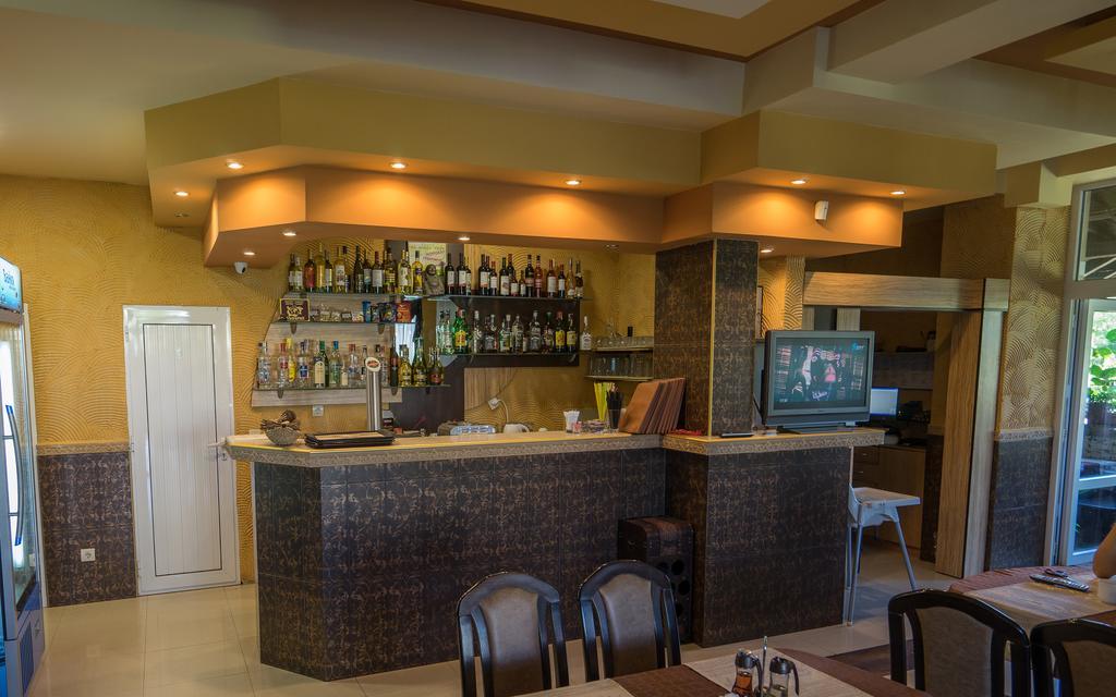Hotel Luxor Лозенец Экстерьер фото
